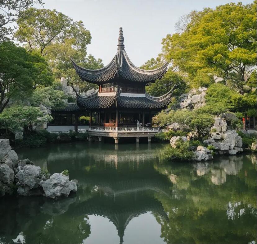 鞍山雨双建设有限公司